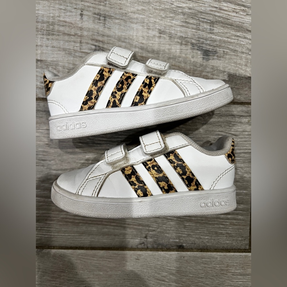 Adidas Kids White Sneakers with Leopard Accents size 7 toddler